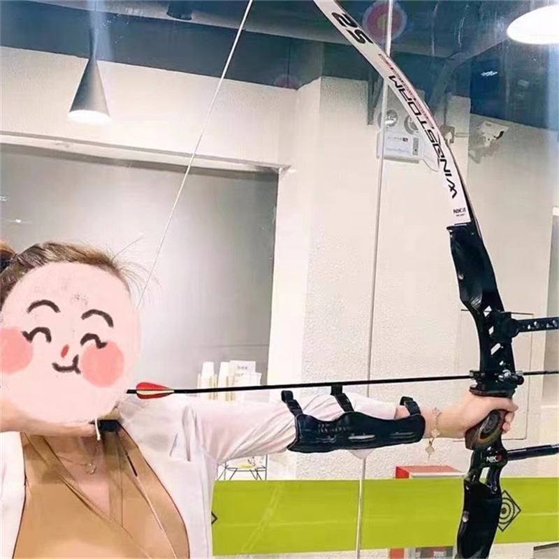 Deixe -nos felizes e saudáveis ​​arco e flecha juntos!